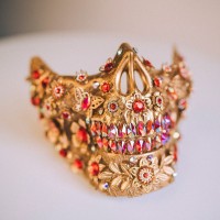 Halloween Gold Skull Mask with Jewelry